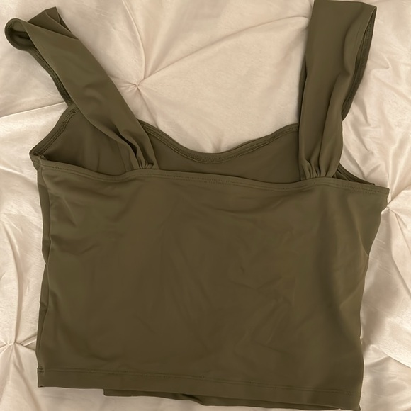 GUC ABERCROMBIE AND FITCH TOP M - Picture 5 of 5